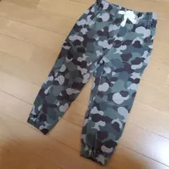 ビームス　迷彩パンツ