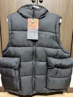 リバーシブルフード付きダウンベスト XL ブラック