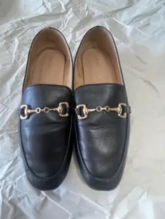 Item thumbnail for item 6e3cb4e8-87f3-43e5-928c-82b53dd15b6b