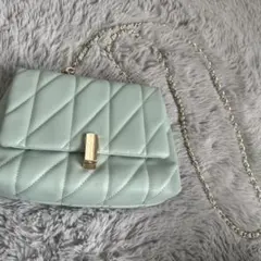AZUL BY MOUSSY キルティング チェーンショルダーバッグのサムネイル