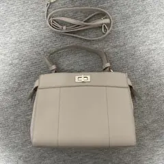 みるく。様 エニシス ベージュ ハンドバッグ 取り外し可能ストラップ付き