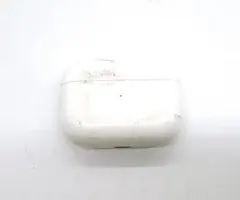 【27705】アップル Air Pods pro 第1世代 ケースのみ