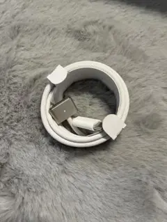 USB-C - MagSafe 3ケーブル