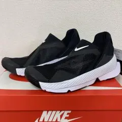 新品未使用 Nike ゴー フライイーズ ブラックホワイト 黒白 28.5cm