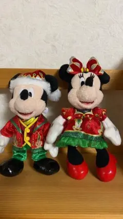お値下げしましたディズニー ミッキー/ミニーぬいぐるみバッジ