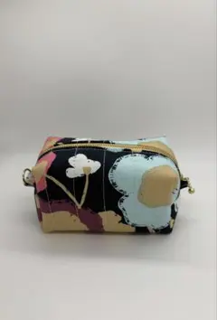 花柄布製ポーチ ゴールドファスナー付き