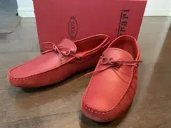 トッズ　TOD's フェラーリコラボ　レッドのサムネイル