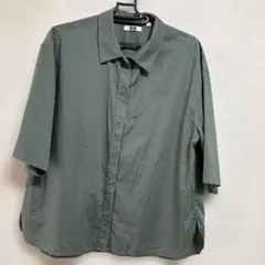 UNIQLO U 半袖シャツ カーキのサムネイル