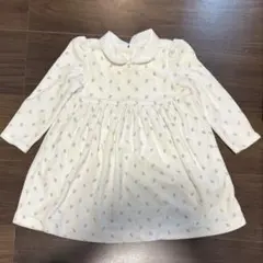 フラワープリントの長袖ワンピース