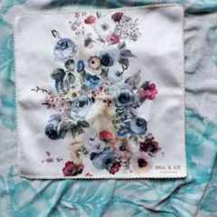 PAUL & JOE ACCESSOIRES タオルハンカチ 猫 花柄　ジプシー