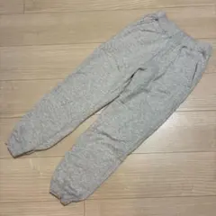美品 ユニクロ ヒートテック ボアイージーパンツ グレー 140 裏ボア キッズ