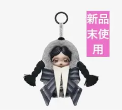 ポップマート　スカルパンダ　× ウェンズデー コラボ　ぬいぐるみ
