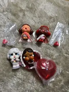 ポップマート Crying for love 4個セット