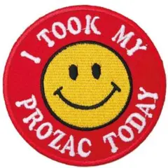 ワッペン にこちゃん スマイル 丸形 レッド アイロン アップリケ 送料無料