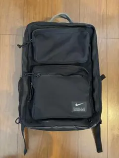 美品　Nike ユーティリティスピード BKPK ブラック