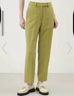 【美品】ミラオーウェン　後ゴムセンタープレステーパードパンツ