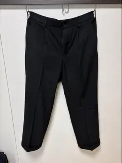 UNIQLO ブラック スラックス Mサイズ
