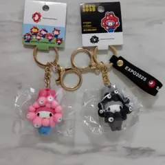 マイメロ サンリオ ミャクミャク なりきり キーホルダー　パステル 黒 モノクロ