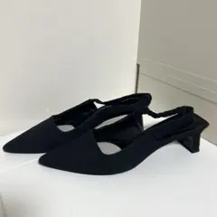 チャールズアンドキース ブラック ポインテッドトゥ ミュール ゴールドヒールのサムネイル