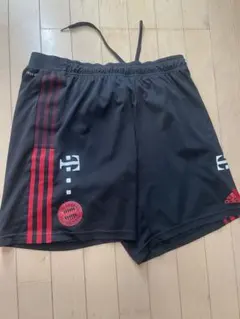 2026年最新】バイエルン パンツの人気アイテム - メルカリ