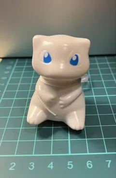 【送料無料】ポケモン 「ミュウ」トコトコ歩くレトロ 初代 ポケモン