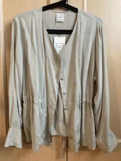 HARRISS 新品　ブラウスのサムネイル