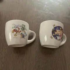 新品ディズニーキャラクター マグカップ 2個セットのサムネイル