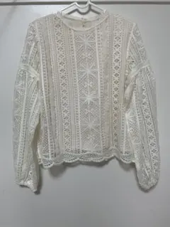 美品Page boy ホワイトレース長袖トップスF