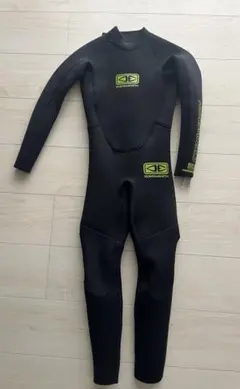 キッズ　サーフィン　セミドライ　130-135センチ　５ヶ月使用のみ サーフィン セミドライウェットスーツ キッズ 用 130cm 5×3mm