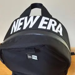 美品 NEW ERA 11L ブラック リュック バックパック ライトパックのサムネイル