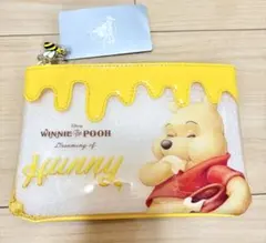 ディズニーストア　くまのプーさん イエローポーチ