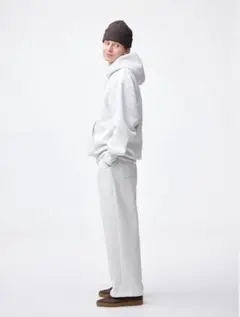GU ヘビーウェイトスウェットワイドストレートパンツ 丈標準