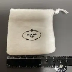 プラダ　小物入れ