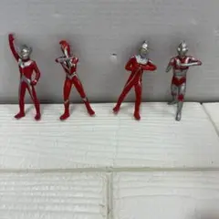 ウルトラマンフィギュア 4体セット