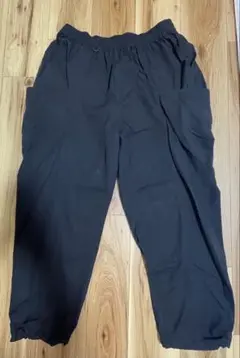 NUMERALS 黒 カーゴパンツ