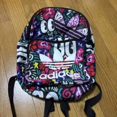 アディダスミニリュック