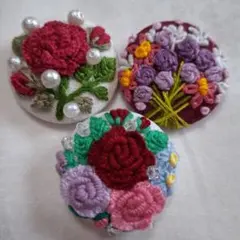 刺繍の花柄ブローチ3個セット