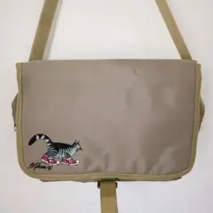 美品✨️ クリバンキャット　ショルダーバッグ　　ベージュ