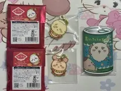 ちいかわレストラン メタルチャーム ラッコ＆カニちゃん ちいかわシーサー缶バッチ
