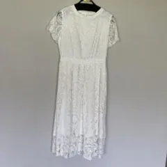 値下げ‼️エメ　AIMER ホワイト　ドレス　ワンピース　結婚式　二次会　9号