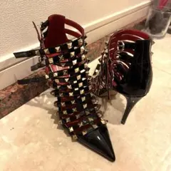 【超美品】VALENTINO GARAVANI スタッズパンプスのサムネイル