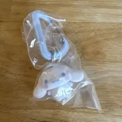 サンリオキャラクターズ　カラフルカラビナ　マスコットチャーム　シナモロール