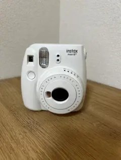 instax mini 8+ ホワイト 本体　新品フィルム10枚