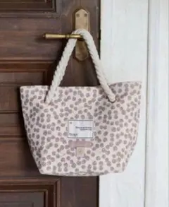 Herlipto HLT CHERRY TOTE BAG pale mauve - メルカリ