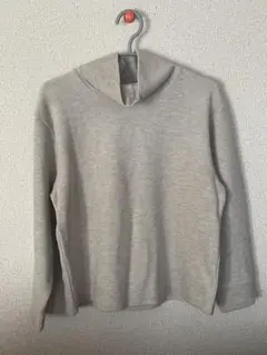 ユニクロ　ソフトニットフリースリブハイネックT Sサイズ