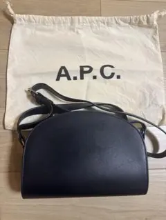 【A.P.C. 】APC ハーフムーン ショルダーバッグ　ネイビーのサムネイル