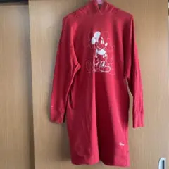 ユニクロ ロングパーカー ディズニーコラボ