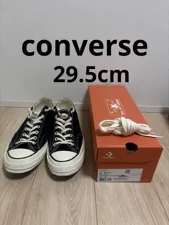 チャックテイラー スニーカー