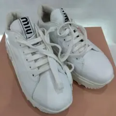 miumiu ♡ 厚底スニーカー ミュウミュウ ロゴ 36 23 23.5 - メルカリ