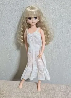 リカちゃん 人形本体 金髪 ロングウェーブヘア
